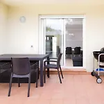 شقة Oasis Fanabe Townhouse